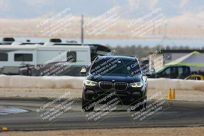 media/Jan-26-2025-SCCA SD (Sun) [[bcf61ed115]]/4-Women Novice/Session 2 (Turn 2)/
